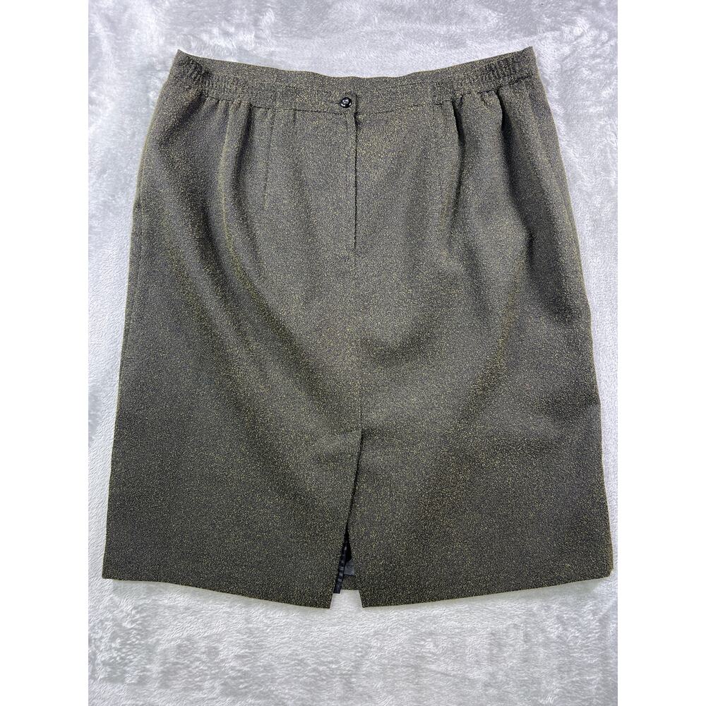 Sag Harbor Green Textured Skirt Womens 20W Plus Size Earth Tone Knee Length - Picture 6 of 7